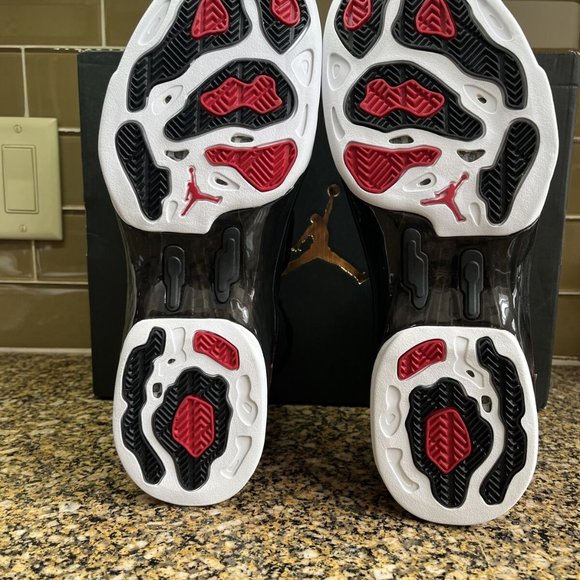 AIR JORDAN 17+ RETRO 'BULLS' | SIZE 10.5 - Picture 5 of 6